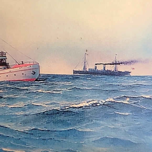 Wooden Storage/Jewelry/Stash Box with Ships 10.5" x 6.75" x 3" - Picture 5 of 12